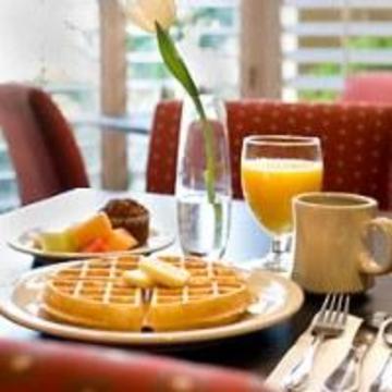 Courtyard Hotel 3*