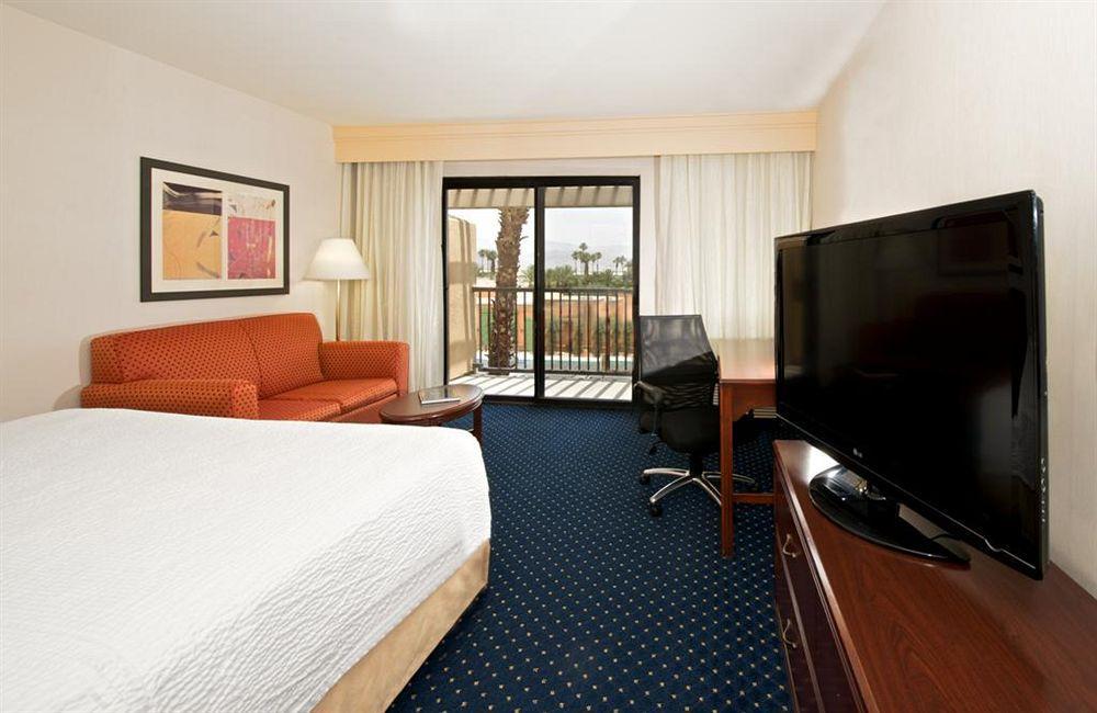 Courtyard 3* Palm Desert
